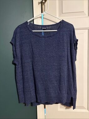 Patagonia Navy Heather Short Sleeve Lightweight Knit Top
